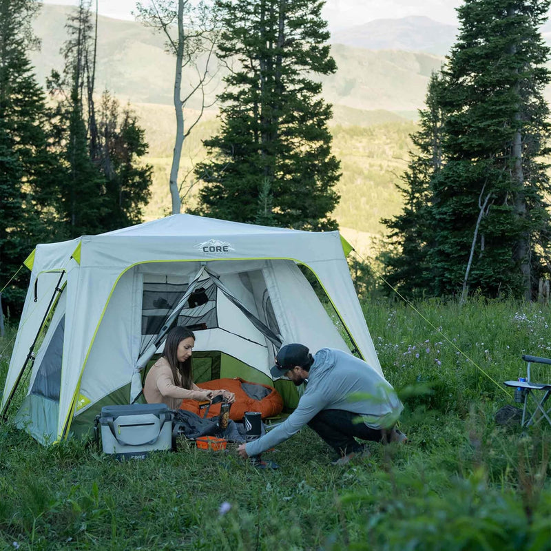 خيمة  – 6 أشخاص – 22.86×25.4 سم (9×10 إنش)