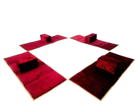 مدّة أرضية حمراء  (4 فرش 4 ركايات)