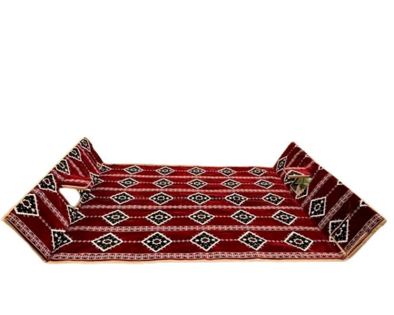 جلسة عربية لـ 4 أشخاص