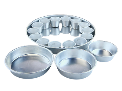 Aluminum breakfast tray with additional plates