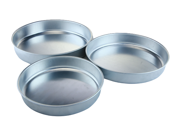 Aluminum breakfast tray with additional plates