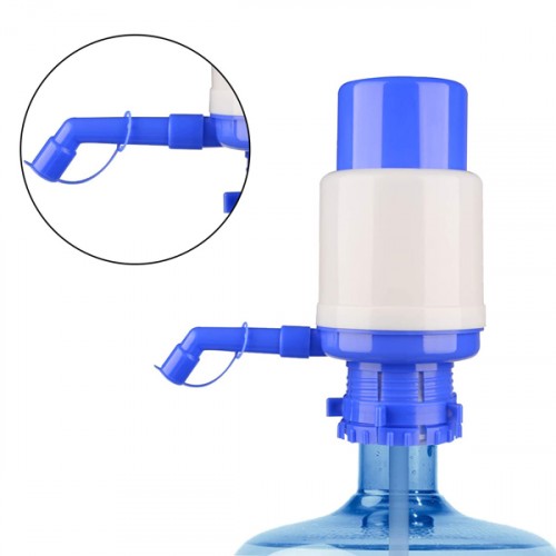 Manual water pump