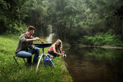 Elevated circular grill for picnics 