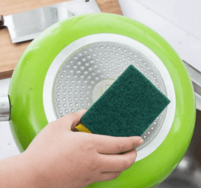 Household cleaning sponge